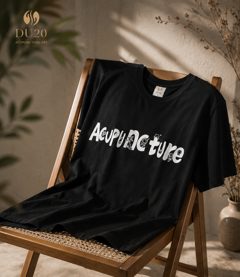 DU20 Acupuncture Art Tee — "Acupuncture" Letter Print
